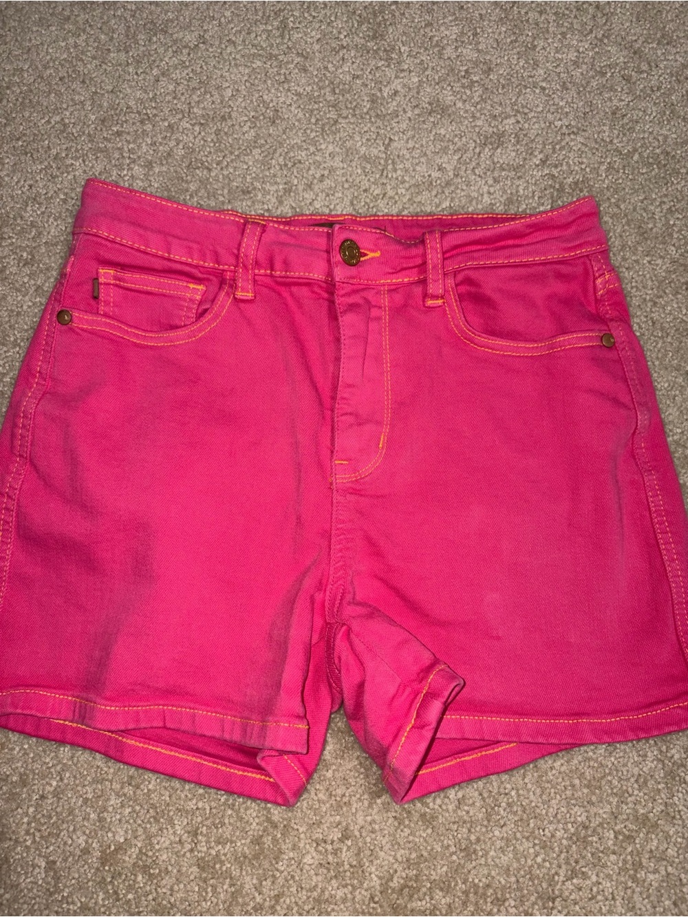 Judy Blue pretty in pink embroidered shorts❤️